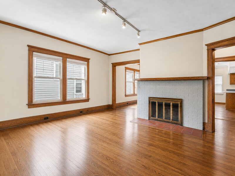 1538 Oakwood Avenue Highland Park IL 60035