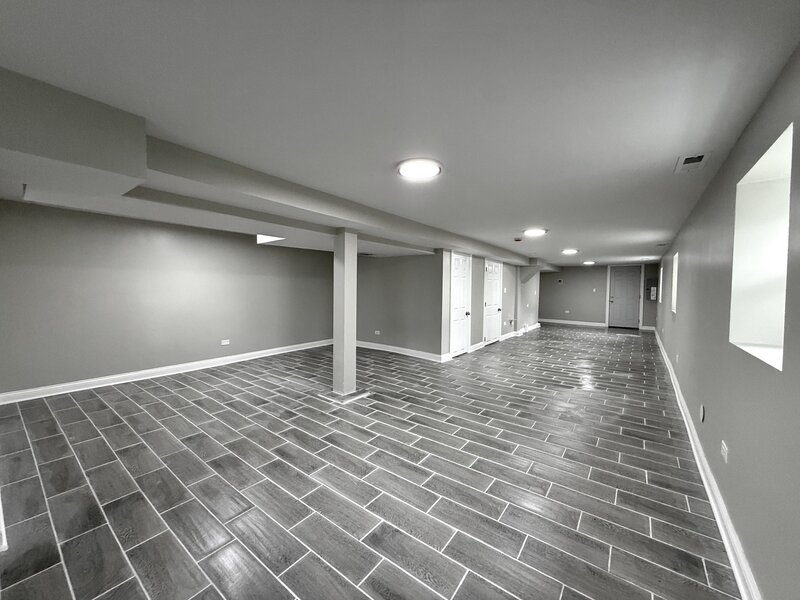 421 N Leclaire Avenue Chicago IL 60644