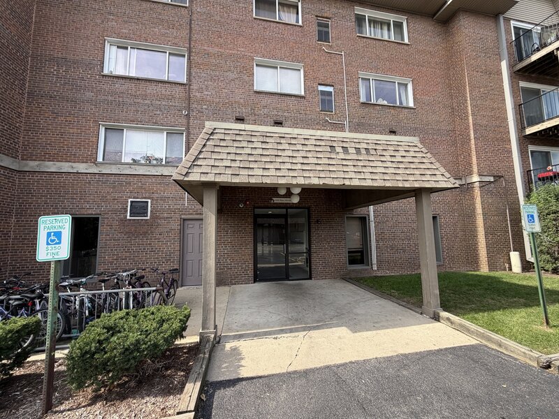 4500 Beau Monde Drive Lisle IL 60532