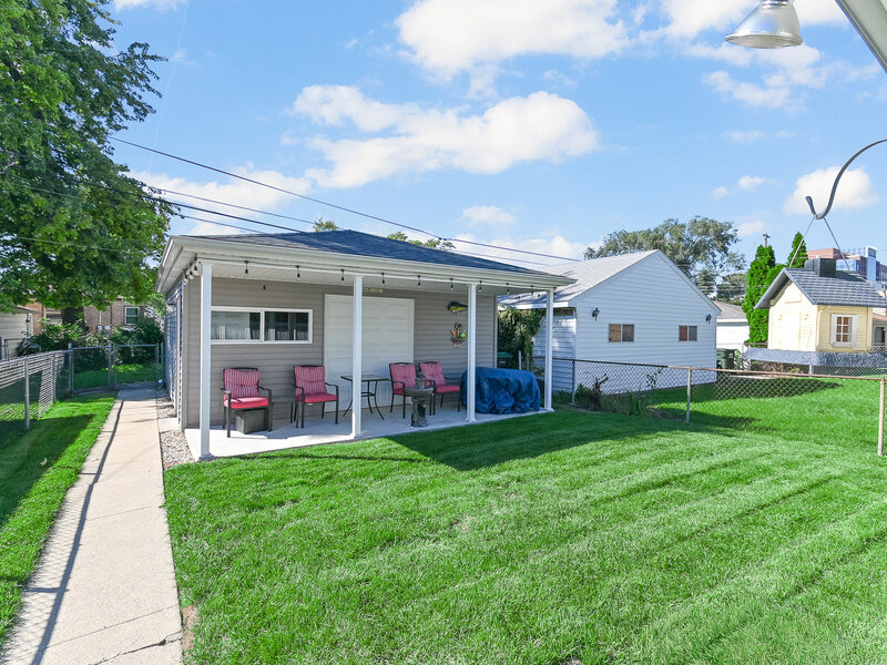 9550 S California Avenue Evergreen Park IL 60805