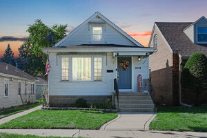 Photo of 9550 S California Avenue Evergreen Park IL 60805