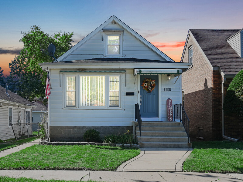 9550 S California Avenue Evergreen Park IL 60805