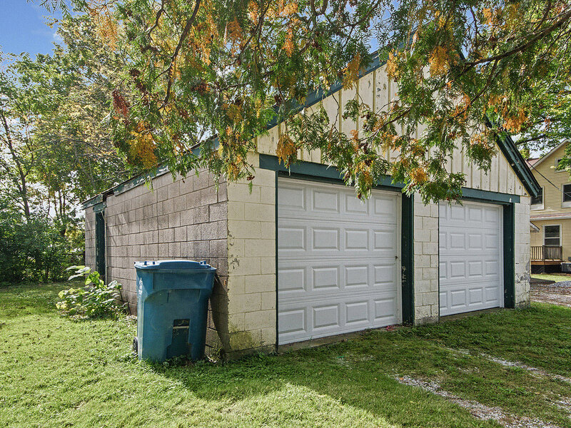 1322 Main Street Crete IL 60417