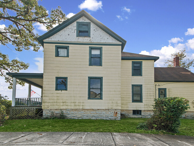 1322 Main Street Crete IL 60417