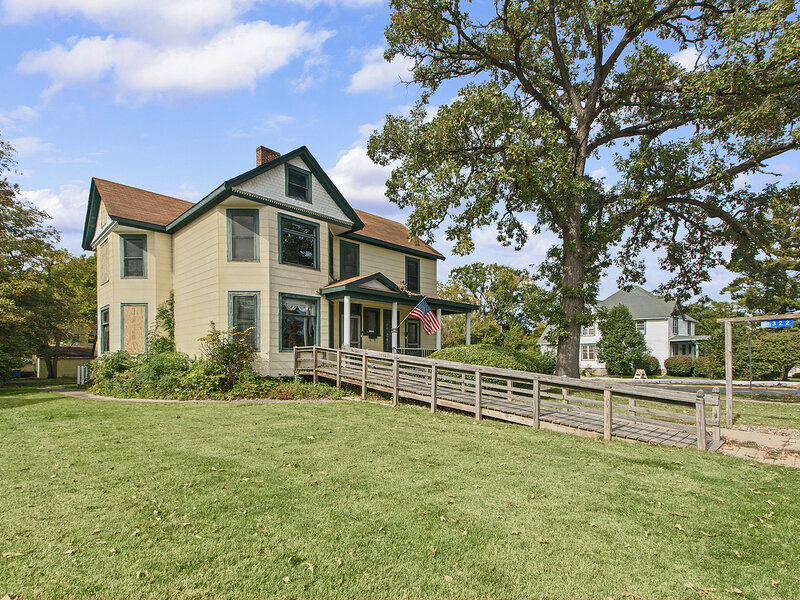1322 Main Street Crete IL 60417