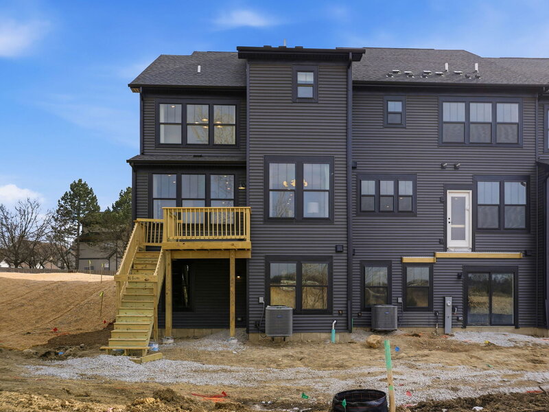 2816 Preserve Circle Aurora IL 60502