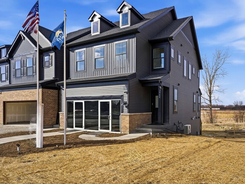 2816 Preserve Circle Aurora IL 60502
