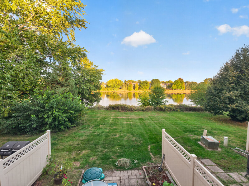 1483 Elder Drive Aurora IL 60506