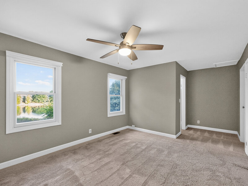 1483 Elder Drive Aurora IL 60506