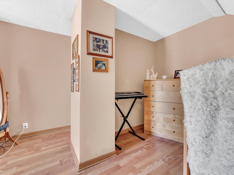 5134 W Ainslie Street Chicago IL 60630