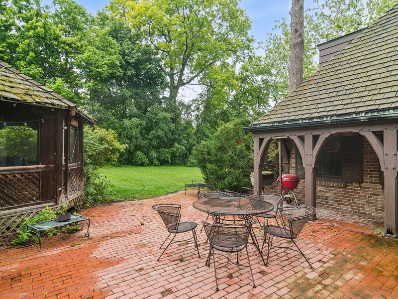 102 Pine Road Barrington IL 60010