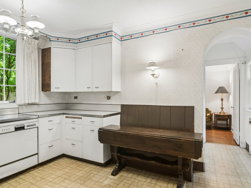 102 Pine Road Barrington IL 60010