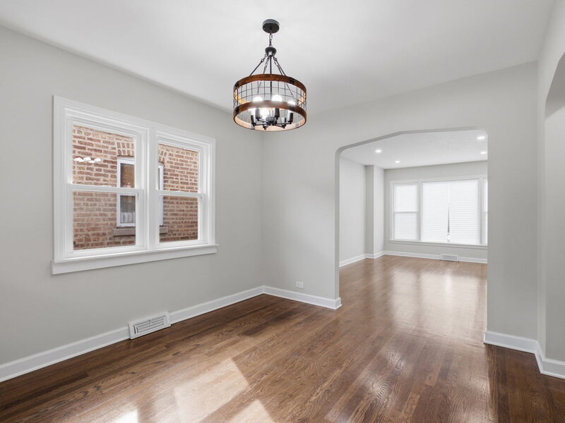 4737 S Leamington Avenue Chicago IL 60638