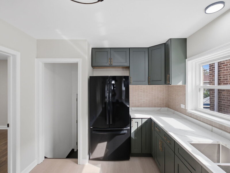 4737 S Leamington Avenue Chicago IL 60638