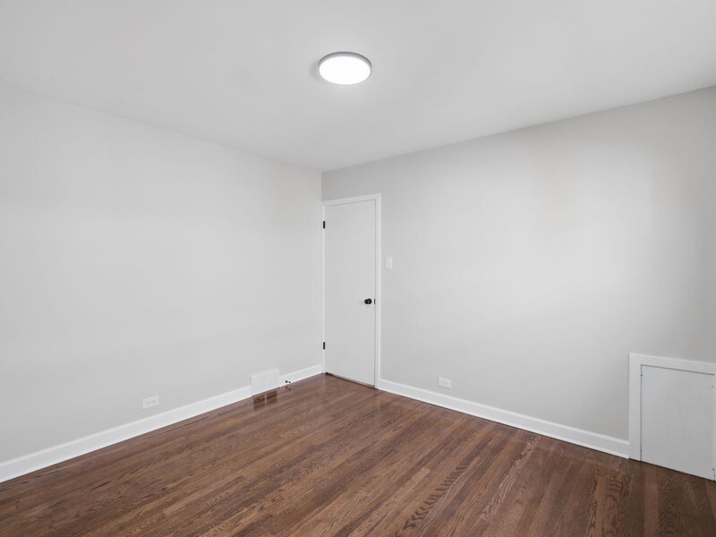 4737 S Leamington Avenue Chicago IL 60638