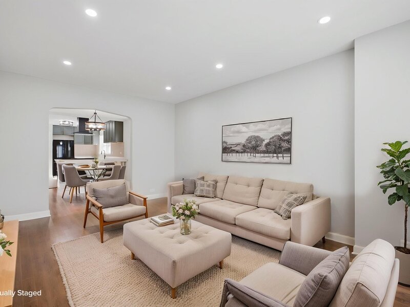 4737 S Leamington Avenue Chicago IL 60638
