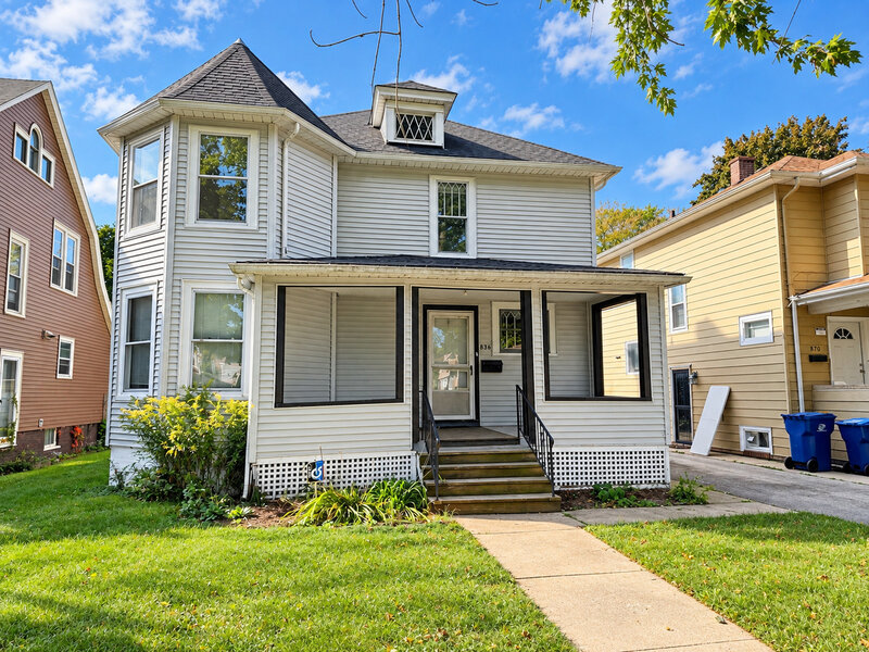 838 Hickory Street Waukegan IL 60085