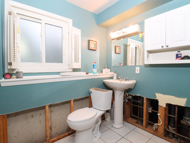 916 Camelot Drive Crystal Lake IL 60014
