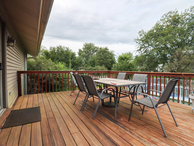 916 Camelot Drive Crystal Lake IL 60014