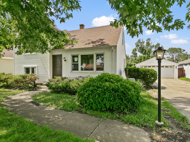 7742 S Oketo Avenue Bridgeview IL 60455