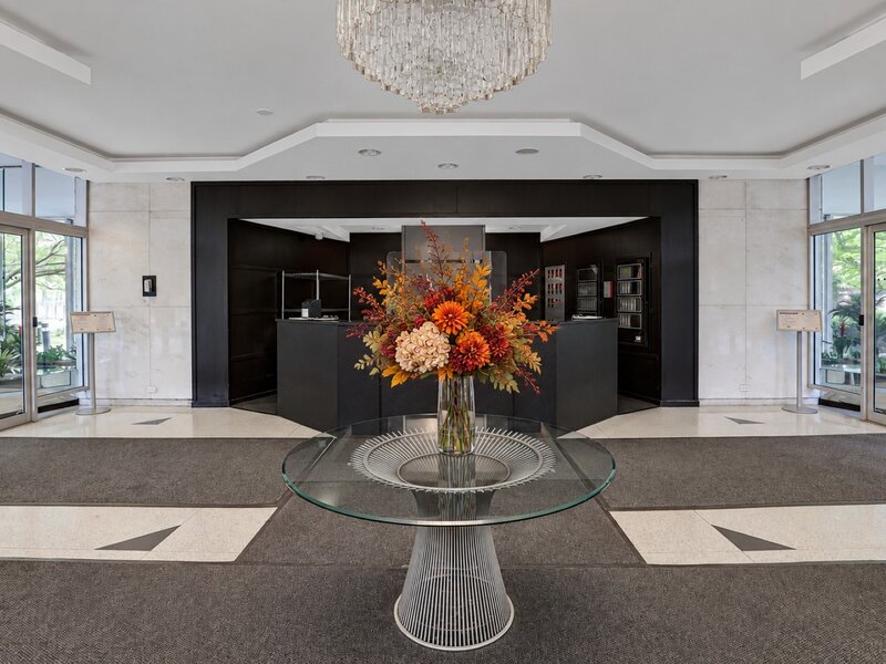 3950 N Lake Shore Drive Chicago IL 60613