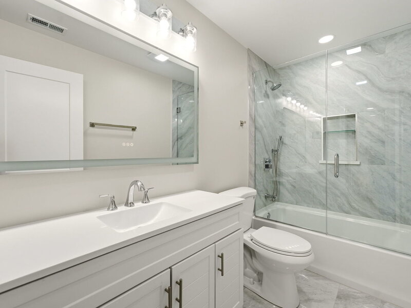 201 N Bierman Avenue Villa Park IL 60181