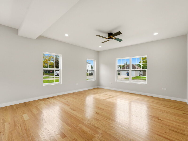 201 N Bierman Avenue Villa Park IL 60181