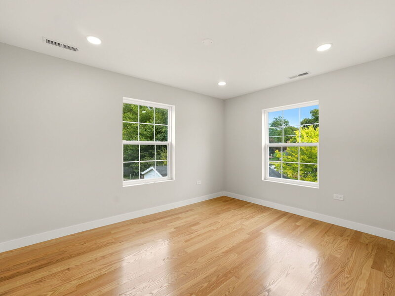 201 N Bierman Avenue Villa Park IL 60181