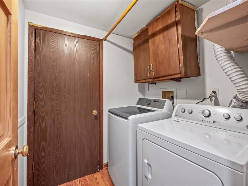 401 Longford Drive Elgin IL 60120