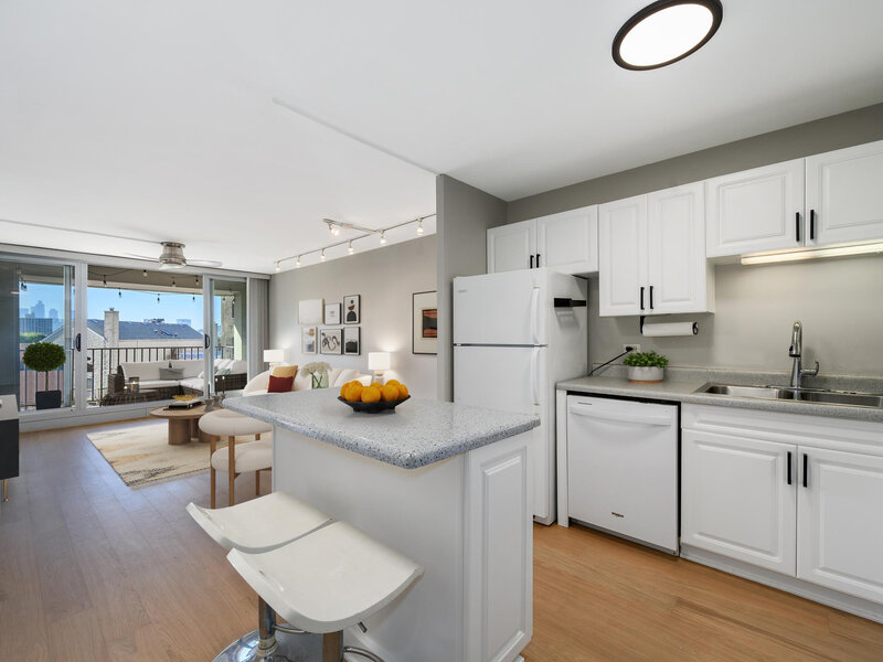1960 N Lincoln Park West Avenue Chicago IL 60614