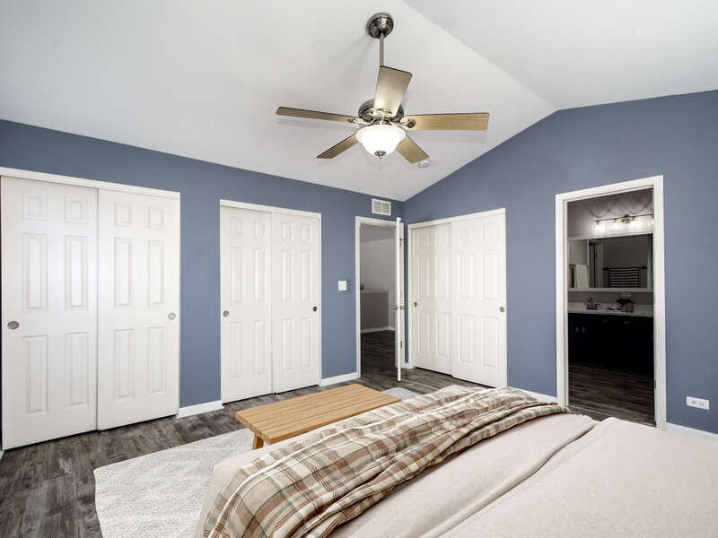 483 Dancer Lane Oswego IL 60543