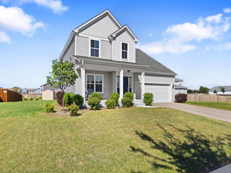 451 Mary Ann Circle Sycamore IL 60178