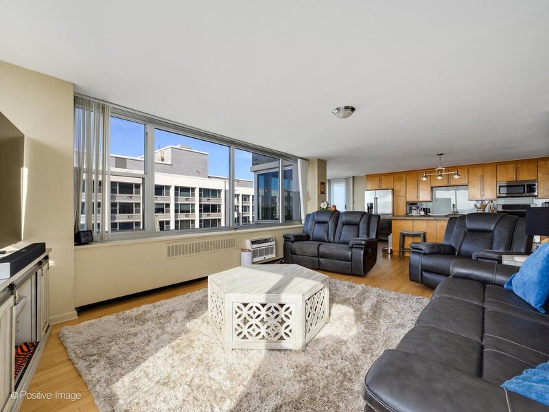 4250 N Marine Drive Chicago IL 60613