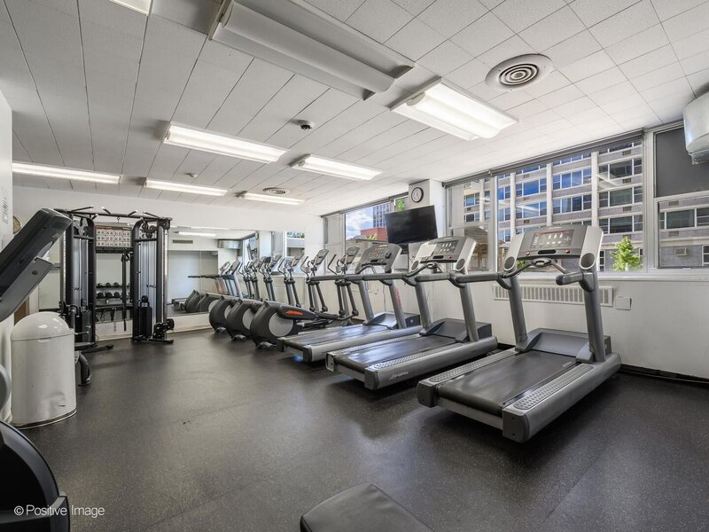 4250 N Marine Drive Chicago IL 60613