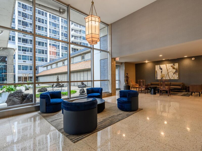 4250 N Marine Drive Chicago IL 60613