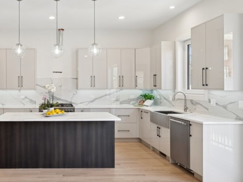 967 E 62nd Street Chicago IL 60637