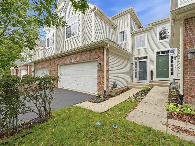 1905 Maureen Drive Hoffman Estates IL 60192