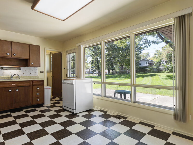 1680 Pierce Road Hoffman Estates IL 60169