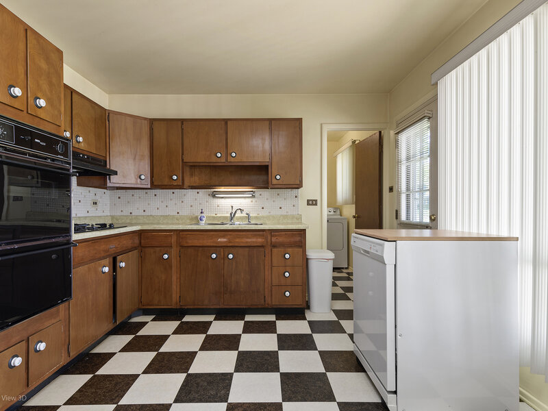 1680 Pierce Road Hoffman Estates IL 60169