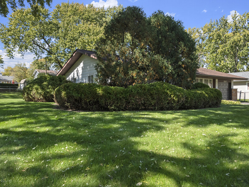 1680 Pierce Road Hoffman Estates IL 60169