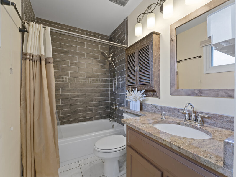 309 Plymouth Lane Bloomingdale IL 60108