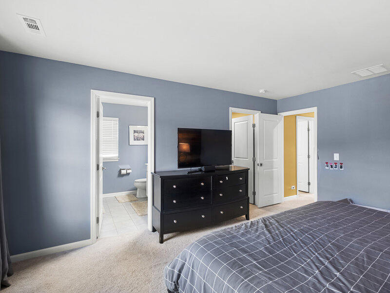 47 Nicholas Drive Des Plaines IL 60016