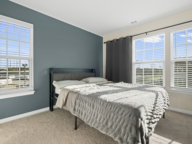 47 Nicholas Drive Des Plaines IL 60016