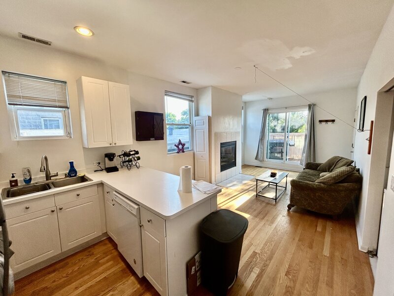 3033 N Racine Avenue Chicago IL 60657