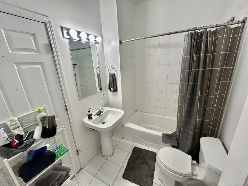 3033 N Racine Avenue Chicago IL 60657