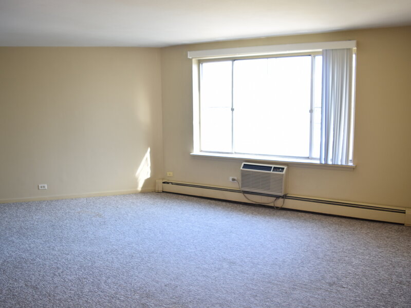 1475 Rebecca Drive Hoffman Estates IL 60169