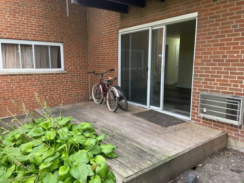 1480 S Busse Road Mount Prospect IL 60056