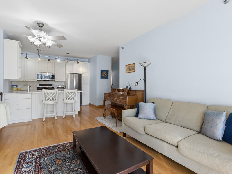 330 N Jefferson Street Chicago IL 60661