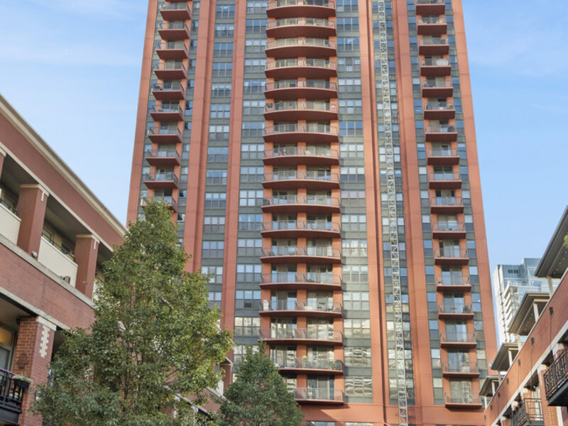 330 N Jefferson Street Chicago IL 60661