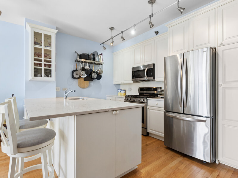 330 N Jefferson Street Chicago IL 60661